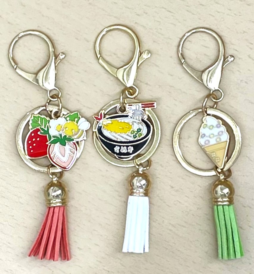 DOLCE &amp;GABBANA タッセルキーホルダーお値下げ♪ Bordeauxのウィメンズ タッセル カーフスキン キーチェーン